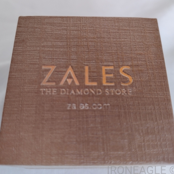 White Sapphire Silver Heart Ring - Picture 5 of 5